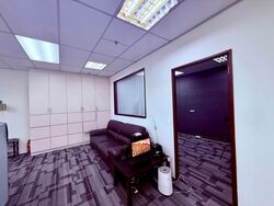 Balmoral Plaza (D10), Office #581735451